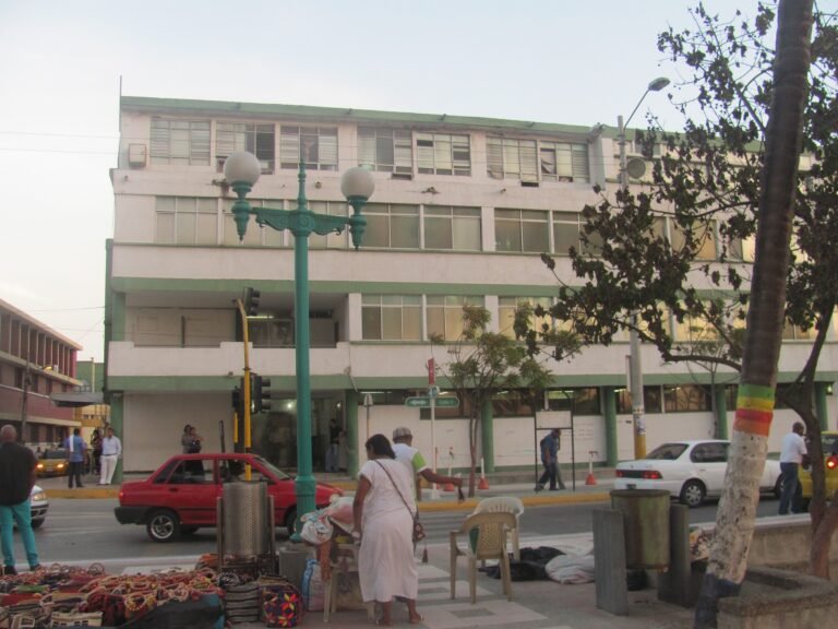 Edificio_de_la_Gobernacion_de_la_Guajira